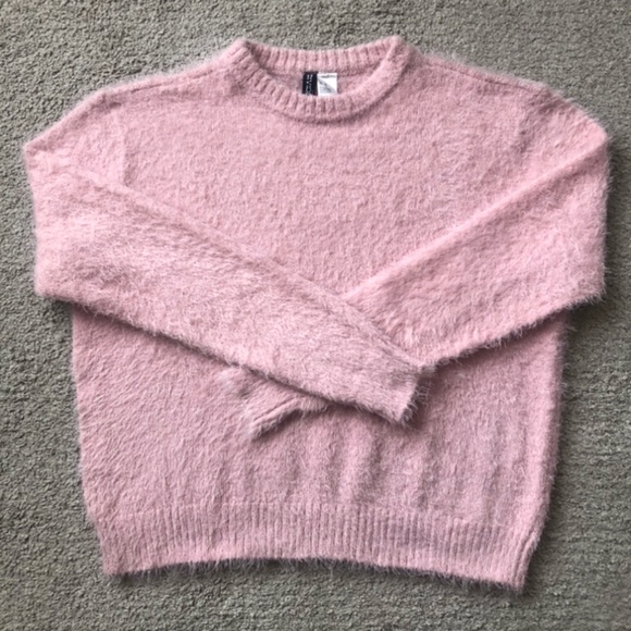 H&M DIVIDED Crewneck Sweater. - Picture 1 of 1